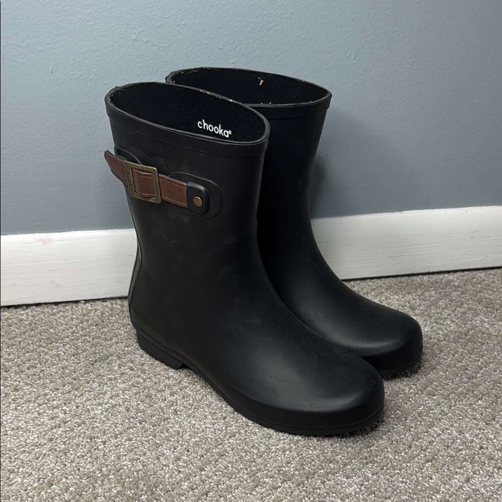 Chooka Women's Black Downtown Rain Boots Sz 8